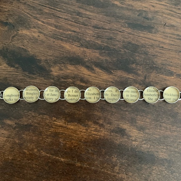 Pride and Prejudice bracelet, 7.25–9.5” long - Picture 2 of 2